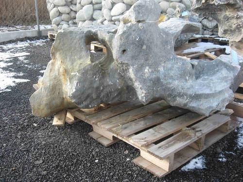 Solitérny kameň, hmotnosť 1038 kg